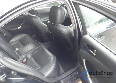 2010 Lexus Is 250 z USA, uszkodzony, nr VIN JTHCF5C24A2032718